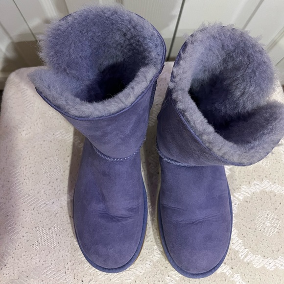 Ugg Boots Never Worn, Purple with One Button - Picture 4 of 8